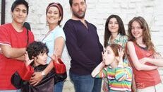 İki Aile 15.Bölüm izle