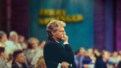 Jerry Springer: Fights, Camera, Action 1.Sezon 1.Bölüm izle